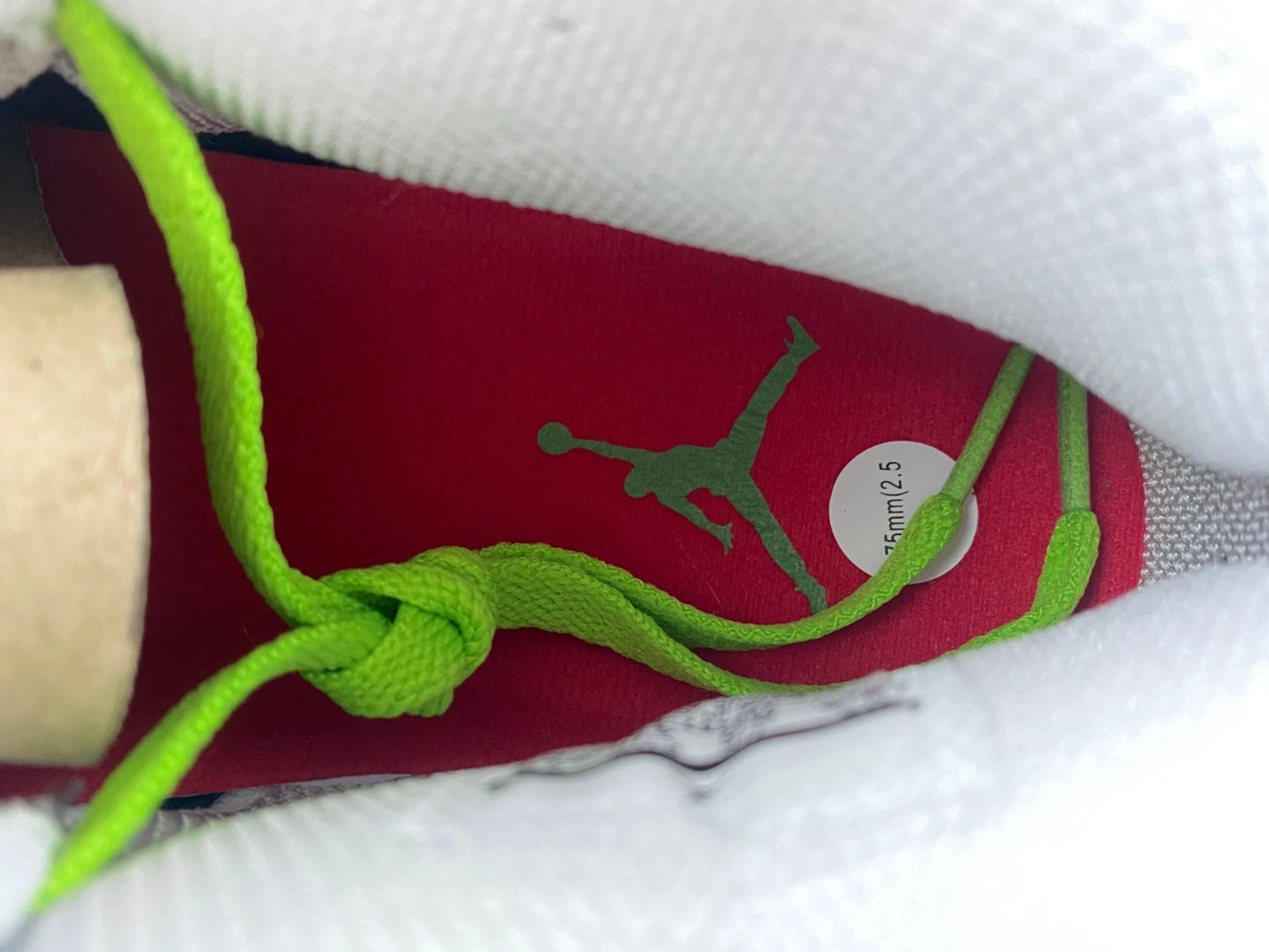 Doernbecher 4 308497-015 - Jordan Retro 0328